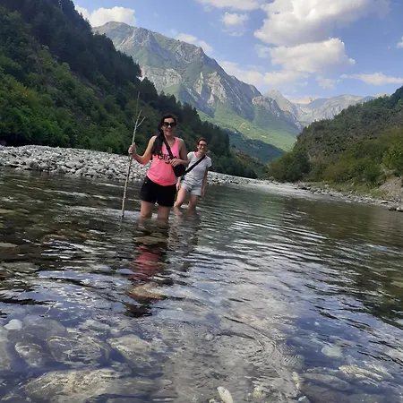 Lulebore Pensjonat Lekbibaj
