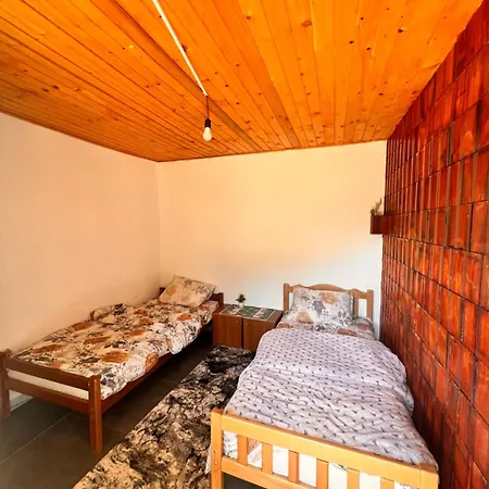 ゲストハウス Lulebore *